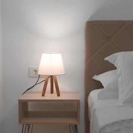 G&J Deluxe Apt II Закинтос Экстерьер фото